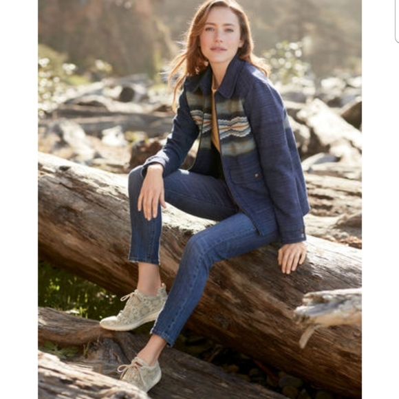 PENDLETON CRESCENT BAY PATTERN WOOL COAT NWT - Picture 3 of 4